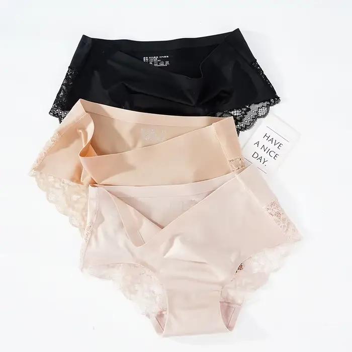 Culotte en dentelle pour femmes