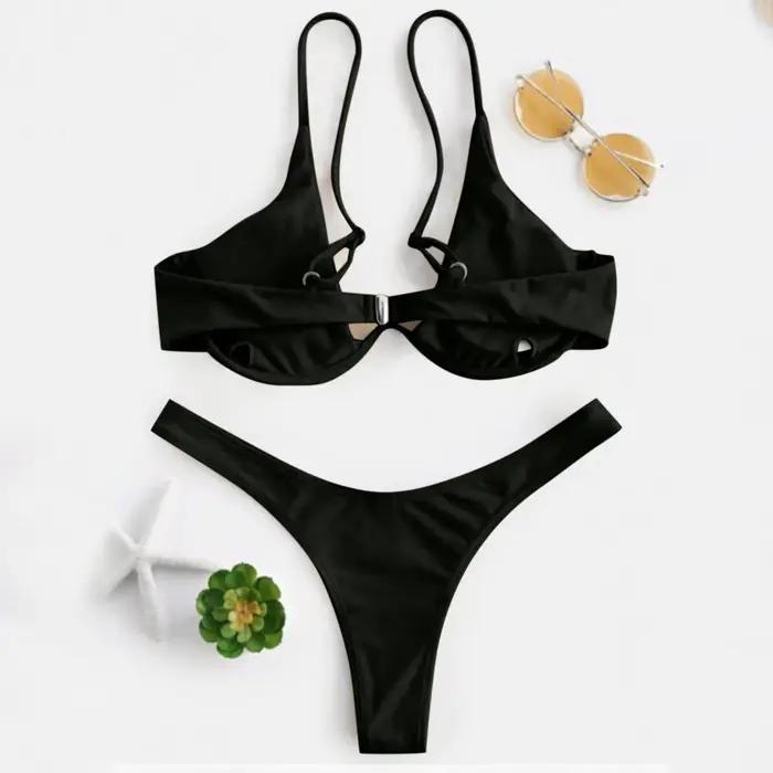Sexy à armatures Bikini 2024 Mujer femmes solide rouge Push Up soutien-gorge string maillot de bain licou col en V maillot de bain Mini Micro string maillots de bain