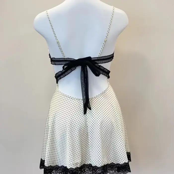 Chemise de nuit Lolita à pois Kawaii pour femmes, décoration en dentelle douce, conception de grande jupe moelleuse, haut tubulaire, robe de nuit à bretelles, chemise de nuit Scottsdale
