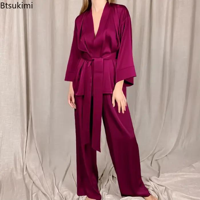 Ensemble pyjama assorti avec ceinture pour femmes