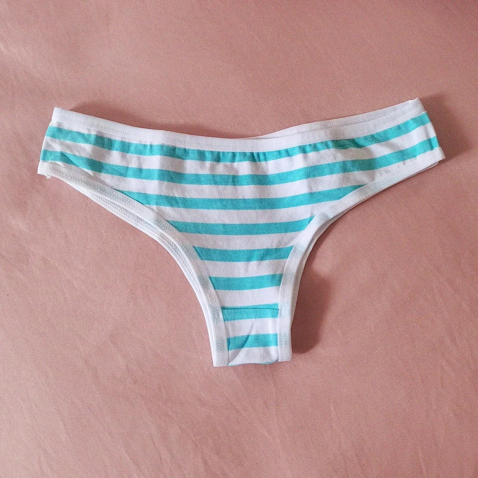 Sexy mignon fille femmes bleu et rose rayure culotte string t-back sous-vêtements intimes