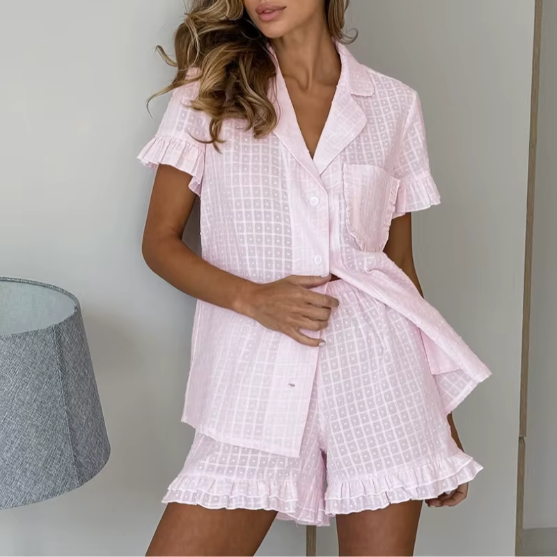 Ensemble pyjama deux pièces en coton jacquard à carreaux roses avec short à volants, chemises à manc