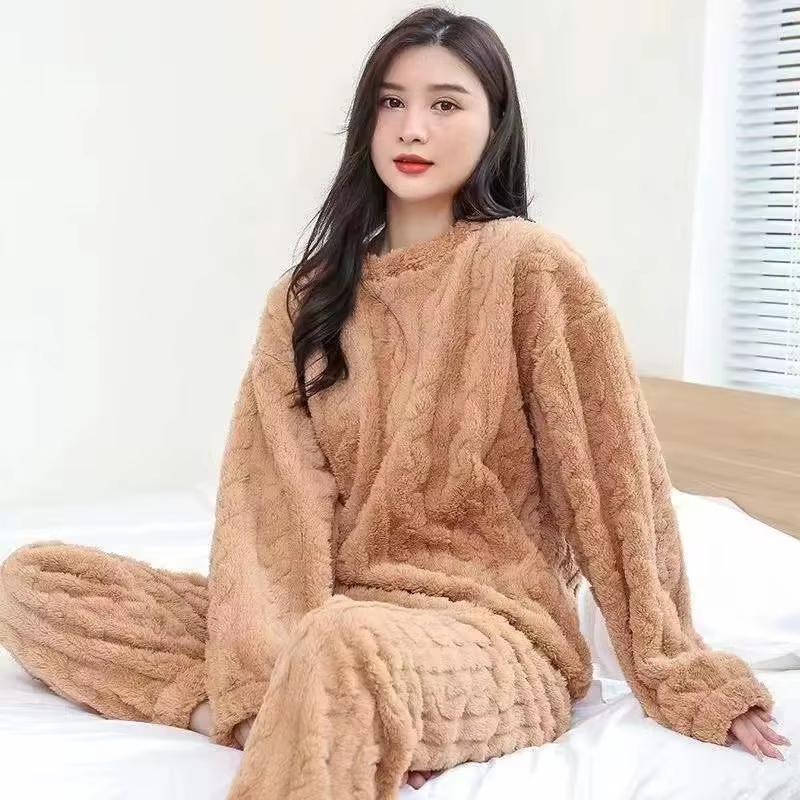 Ensemble pyjama épais et chaud en polaire de corail pour femme, vêtements de maison imprimés de dess