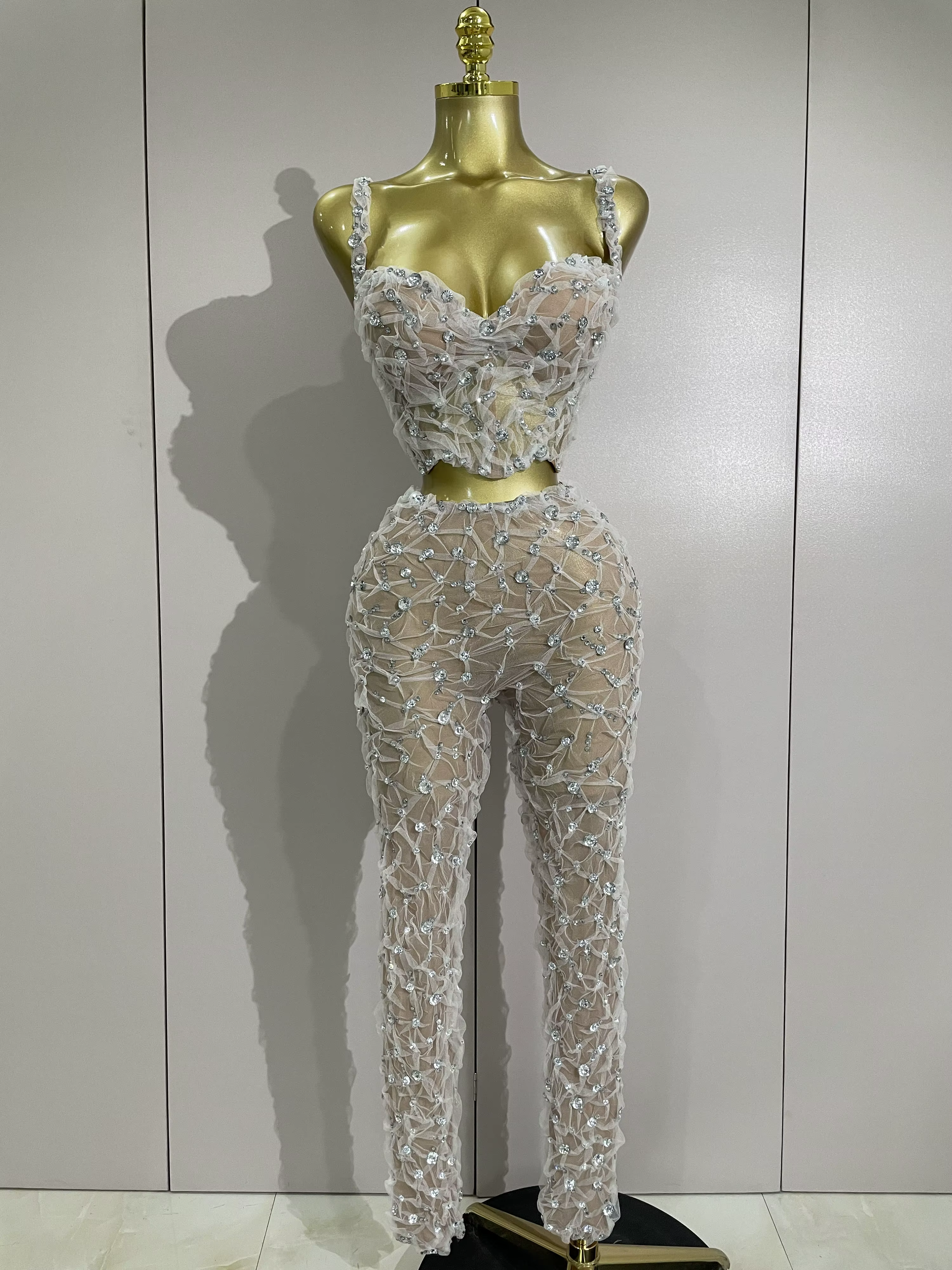Ensemble deux pièces Sexy en dentelle pour femmes, haut à licou + pantalon Long, épissure de diamant