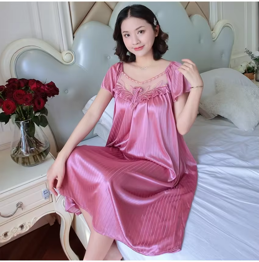 Robe de nuit en soie glacée pour femme, longueur moyenne, manches courtes, sexy, vêtements de nuit,
