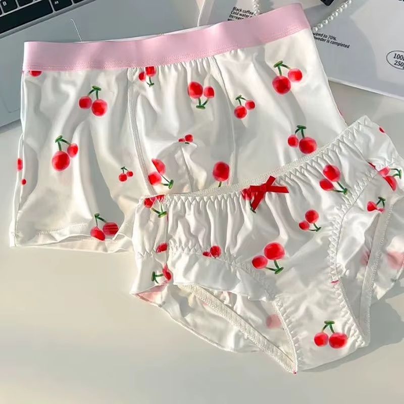 Couple lingerie glace soie cerise Sexy doux fraise dentelle à volants taille basse culotte ensemble 