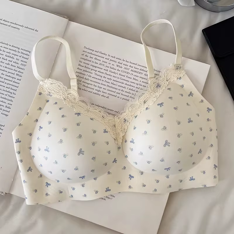 Soutien-gorge pour femme : Dentelle élégante à imprimé floral, style ado et étudiante, petite poitri