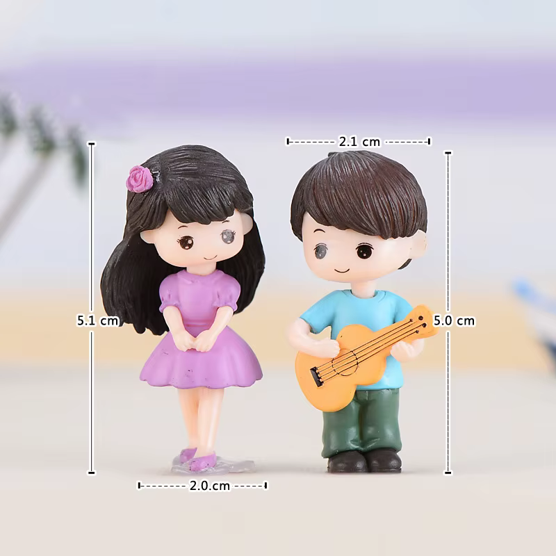 Figurines miniatures de couple amoureux jouant de la guitare, garçon et fille en rendez-vous, pour d