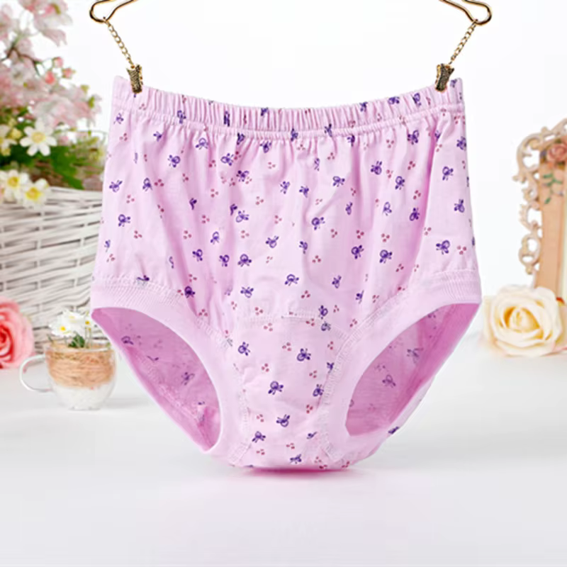 Sous-vêtements en coton doux respirant pour femmes d'âge moyen et aînées, culotte taille haute, slip