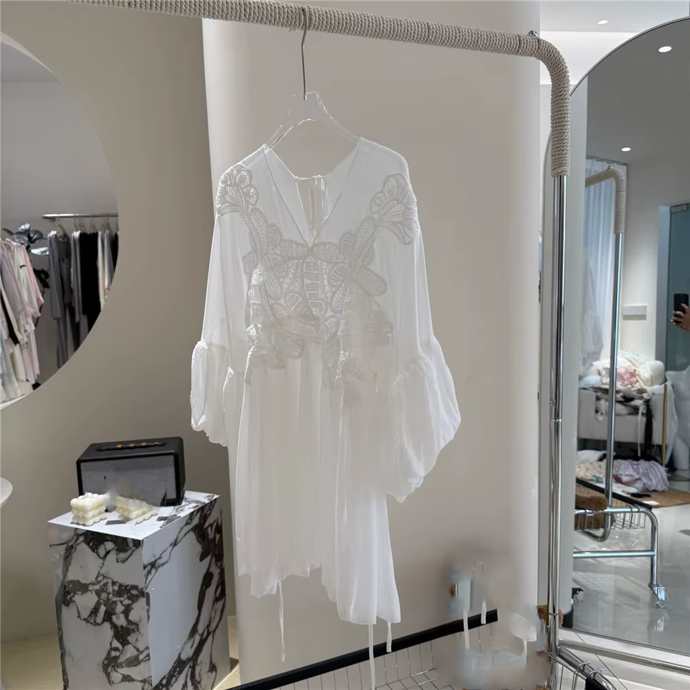 Doux Style français col en v chemise de nuit été glace vêtements de nuit en soie maison robe ample d
