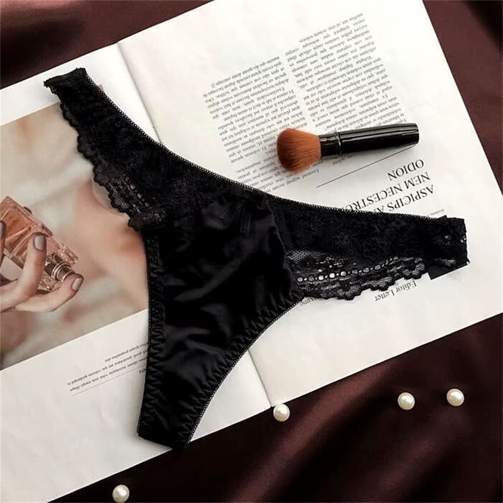 String en dentelle creuse pour femmes, Satin brillant, soie lisse, taille basse, sous-vêtements avec
